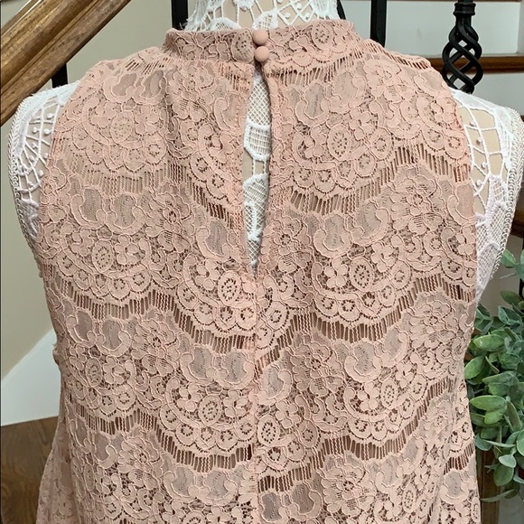 Love, fire top size L sleeveless blush lace - Picture 6 of 8